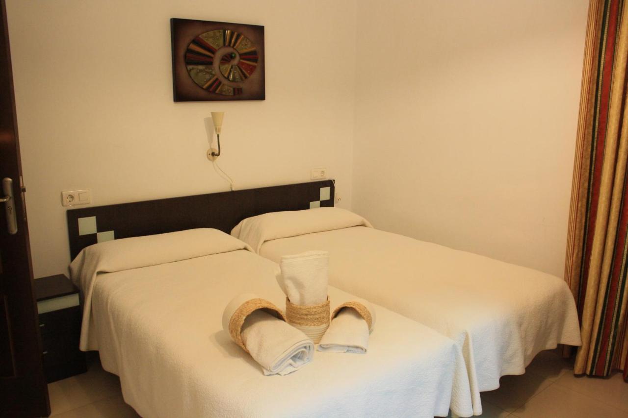Casa Rural La Plaza Almoharin Ngoại thất bức ảnh